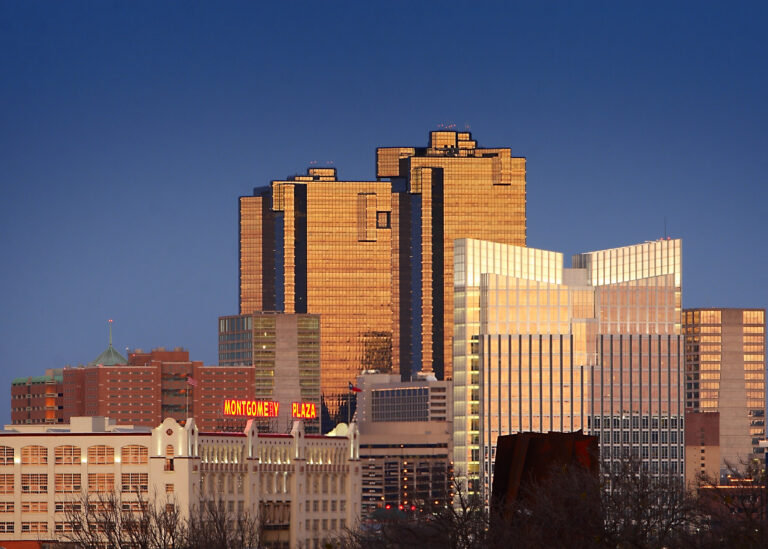 Where to Find Parking in Downtown Fort Worth