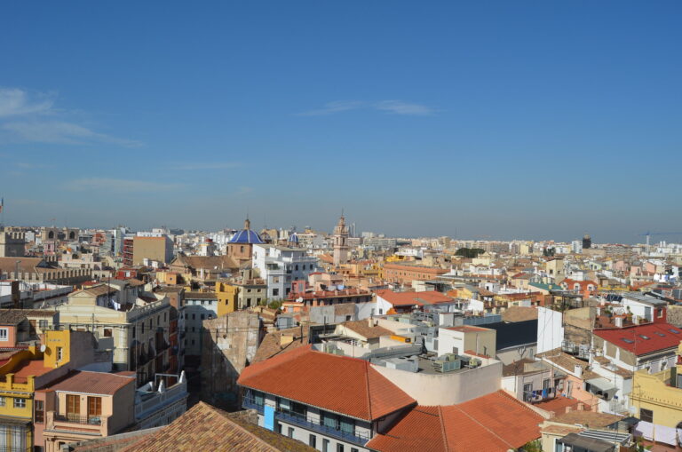Where to Find Short Term Furnished Rentals in Valencia