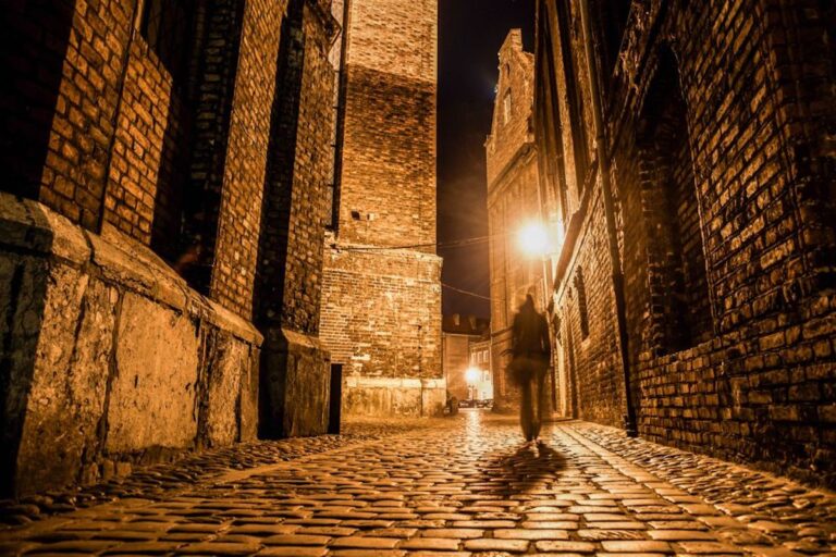 7 Scary London Attractions & Experiences