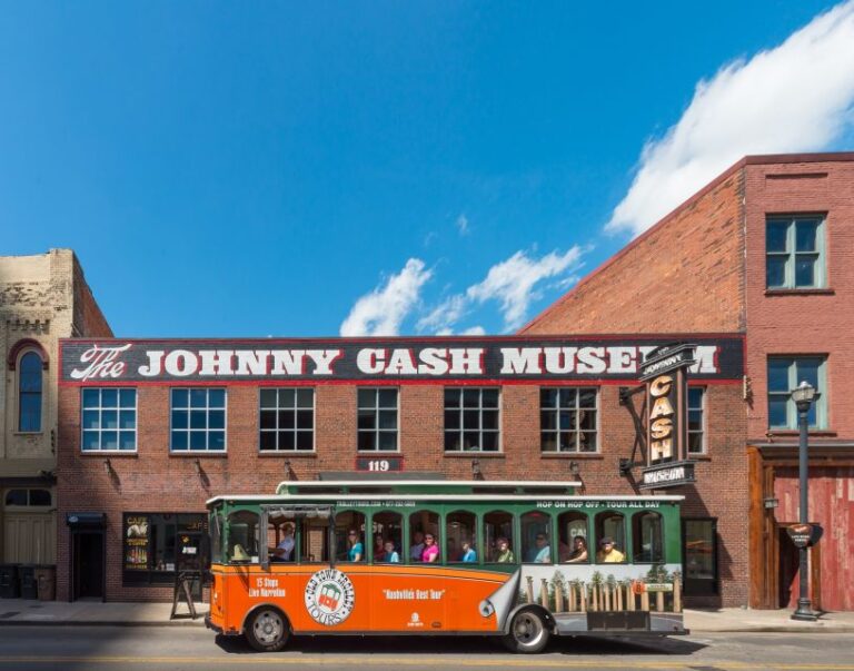 A Comparison of Nashville Hop-On Hop-Off Tours