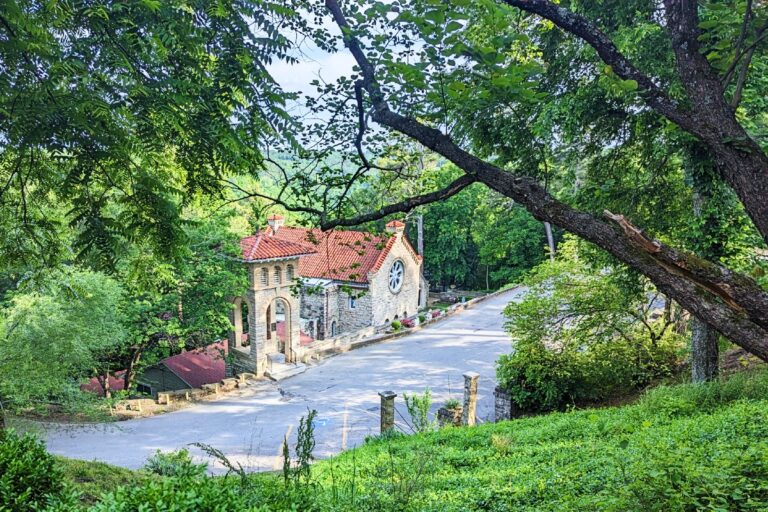 24 Hours in Eureka Springs