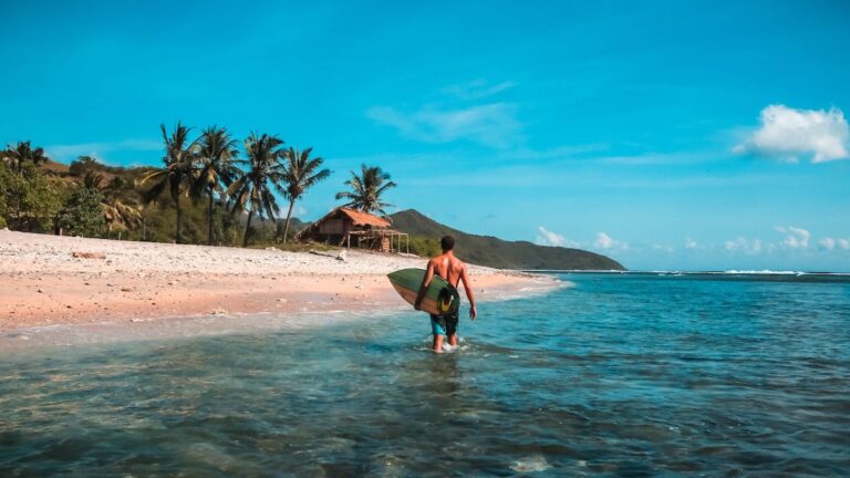 5 of the Best Surf Camps in Lombok