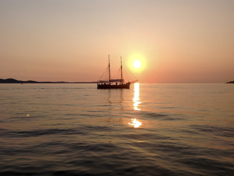 Yacht Charter in Zadar: The Best Companies