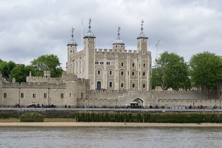 The Tower of London: A Comparison of Tickets and Tours
