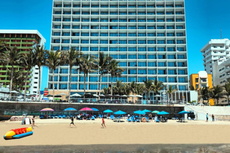 Editor Picks: The Best All-Inclusive Resorts in Mazatlan