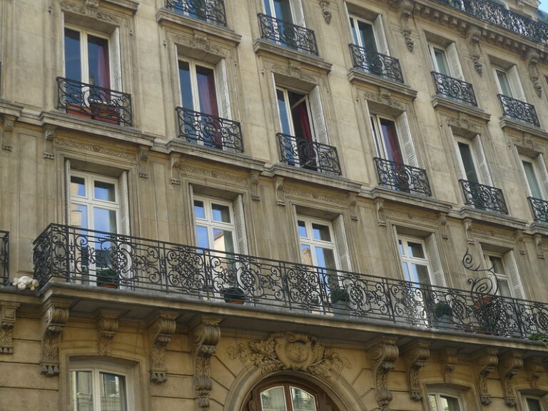 5 of the Best Airbnb Management Companies in Paris