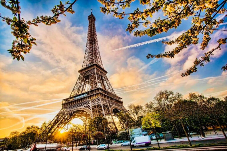 7 of the Best Paris City Tours