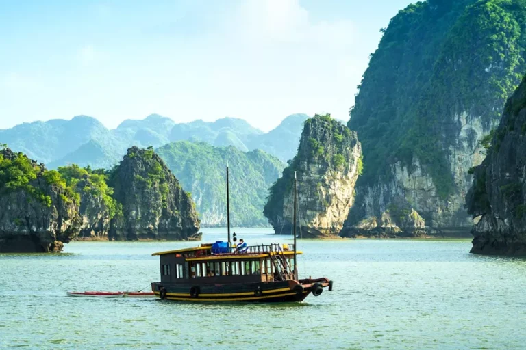 5 of the Best Luxury Vietnam Tours