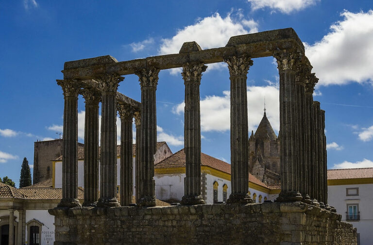 7 Unique Things to Do in Évora