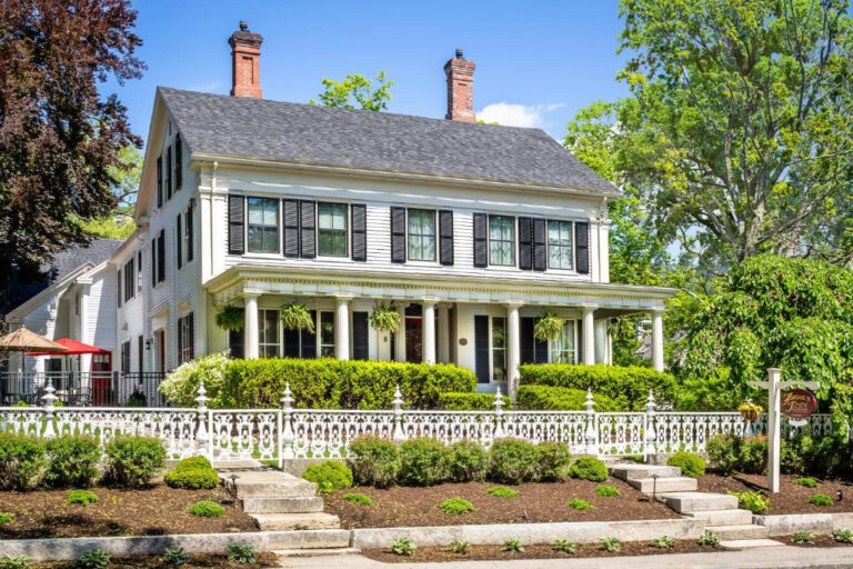 3 Charming Bed and Breakfasts in Camden