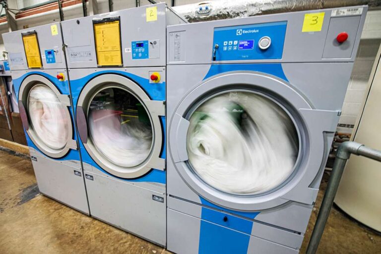 Best Laundry Pick Up and Delivery Services in Singapore
