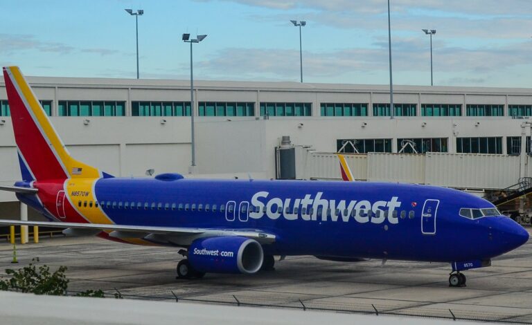 Best Short or Long Term Parking at RSW Airport