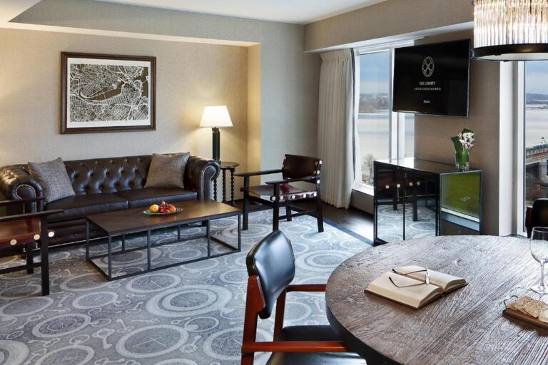 5 Unique Luxury Hotel Suites in Boston