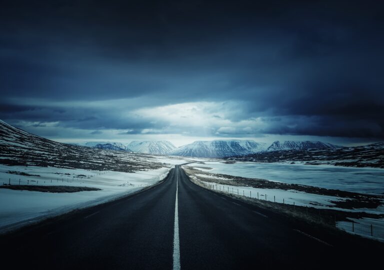 The Ring Road: A Short Guide to Discovering the Secrets of Iceland