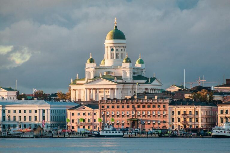 Editor Picks: The Best Helsinki Walking Tours