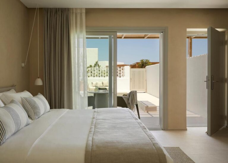 Editor Picks: Luxury and Boutique Hotels in Paros