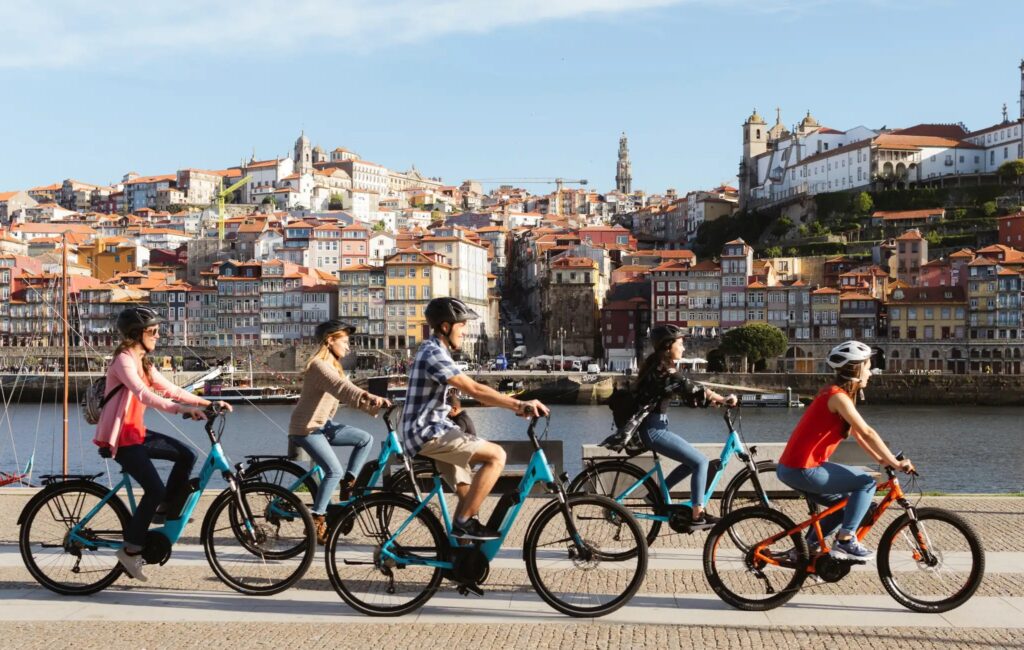 Porto: 3 Fun Bike Tours to Discover the City