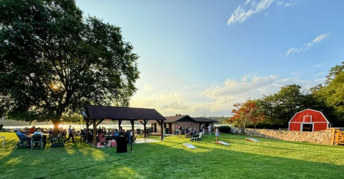 Discover The Beloved Seafood Buffet Rhode Islanders Swear By