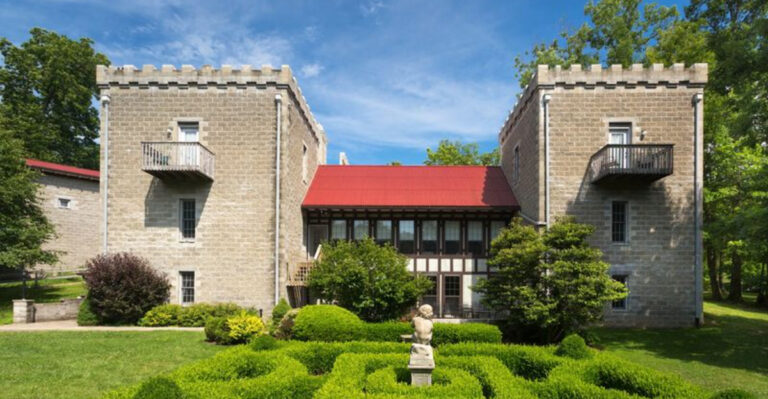 The Ohio Castle That Looks Straight Out Of Medieval Europe