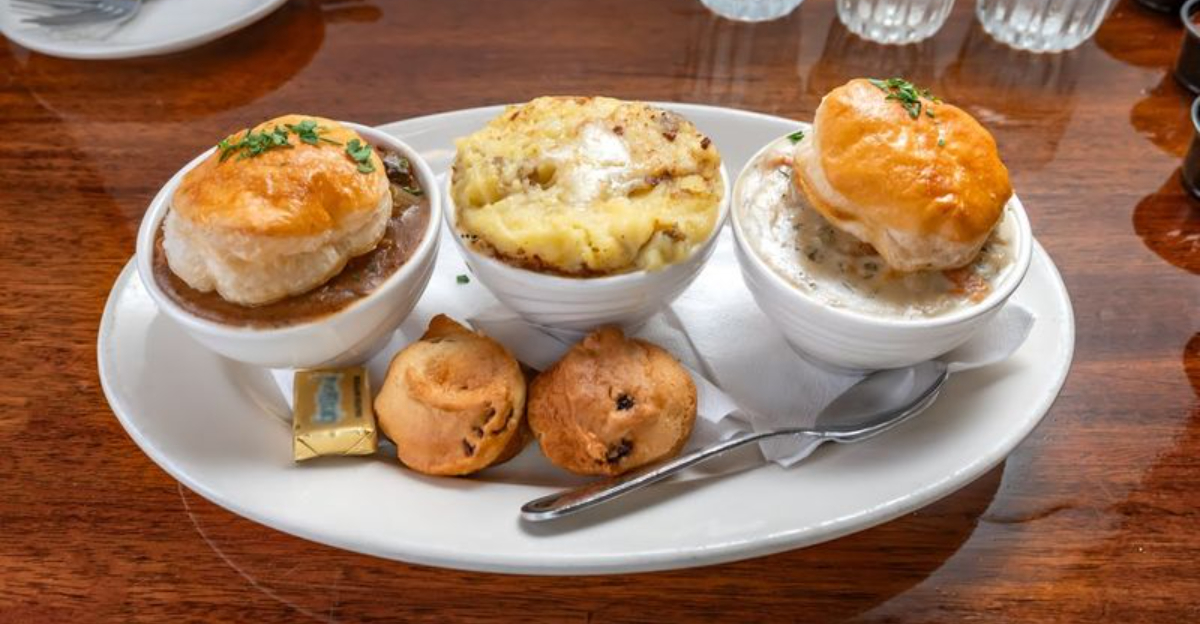 There’s A Tiny Restaurant In Pennsylvania Serving Shepherd’s Pie People Keep Coming Back For