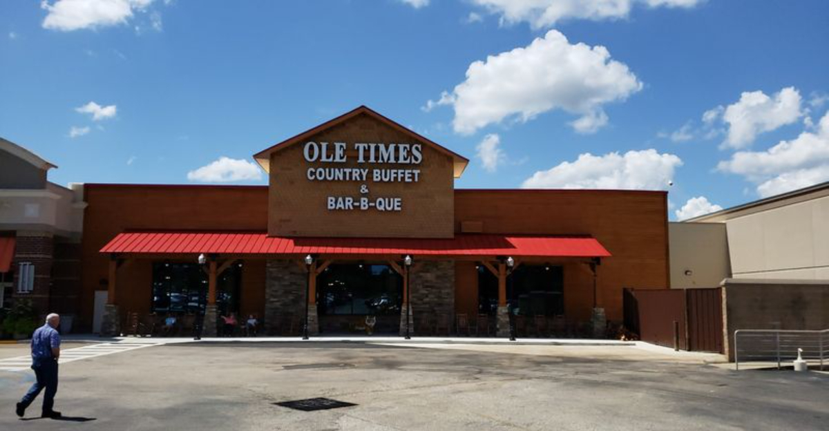 This Alabama Country Restaurant’s Hearty Dinner Buffet Will Make You Feel Like A Kid Again