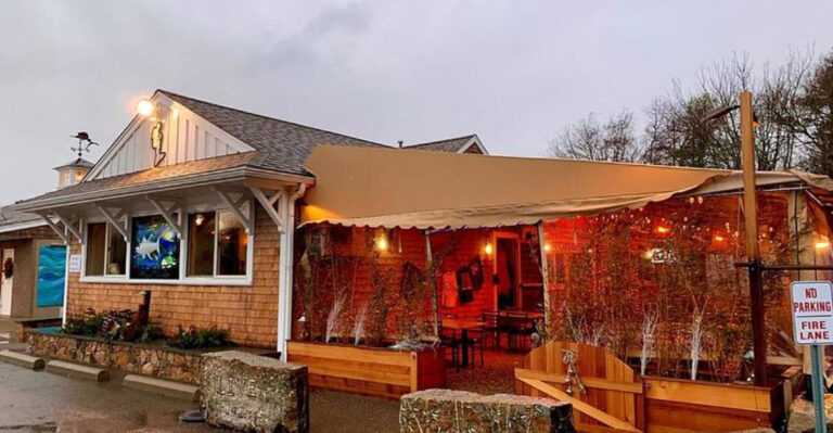 Unassuming Spots Across Massachusetts Where The Seafood Steals The Show