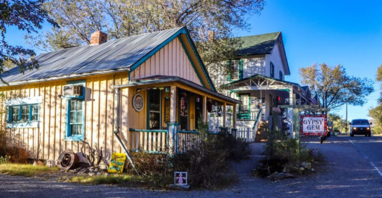 15 Charming Small Town Escapes To Explore In New Mexico