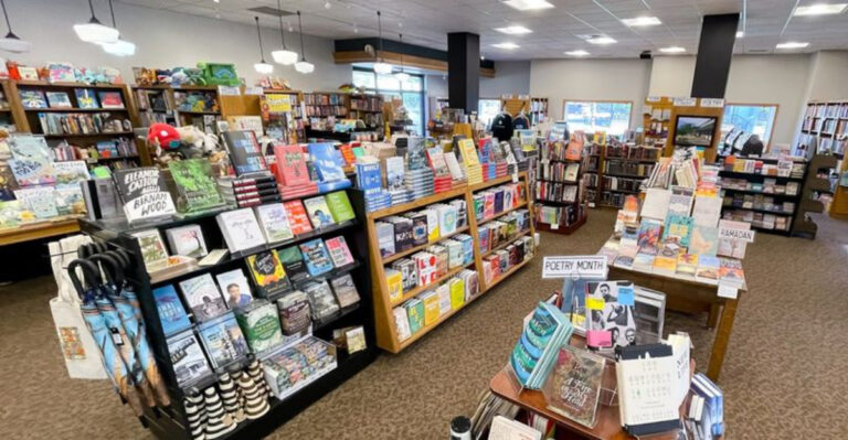 The Kansas Bookstore That’s So Massive It Takes Almost All Day To Explore