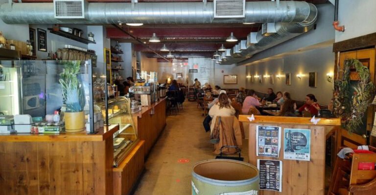 This Is The Cozy Weekend Brunch Spot You’ve Been Dreaming About In Kansas