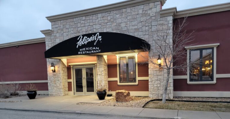This Tiny Kansas Restaurant Serves Mouth-Watering Tamales Known Statewide