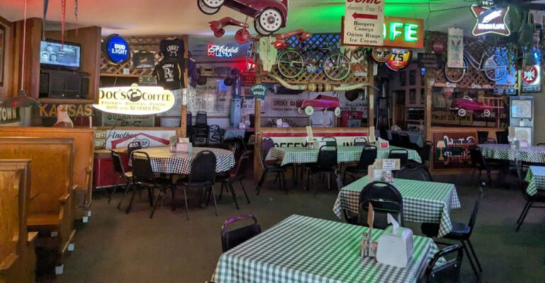12 Kansas Restaurants That Still Feel Frozen In Time In The Best Way Possible