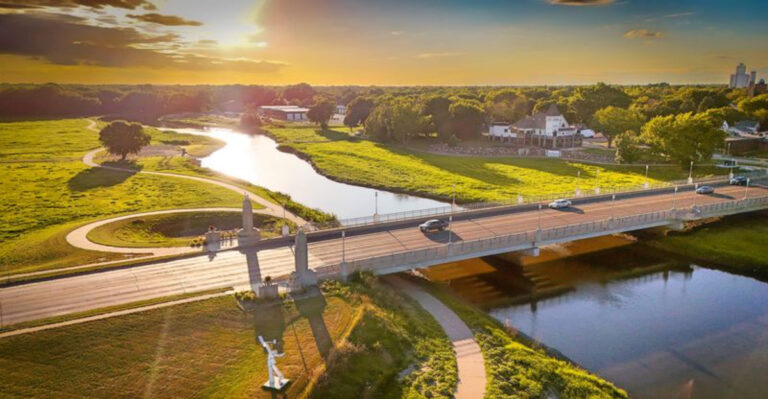 The Charming Iowa Town Behind One Of The Midwest’s Biggest Fair Traditions