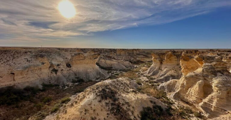 This Kansas Canyon Hike Is So Scenic It Deserves A Spot On Your Bucket List