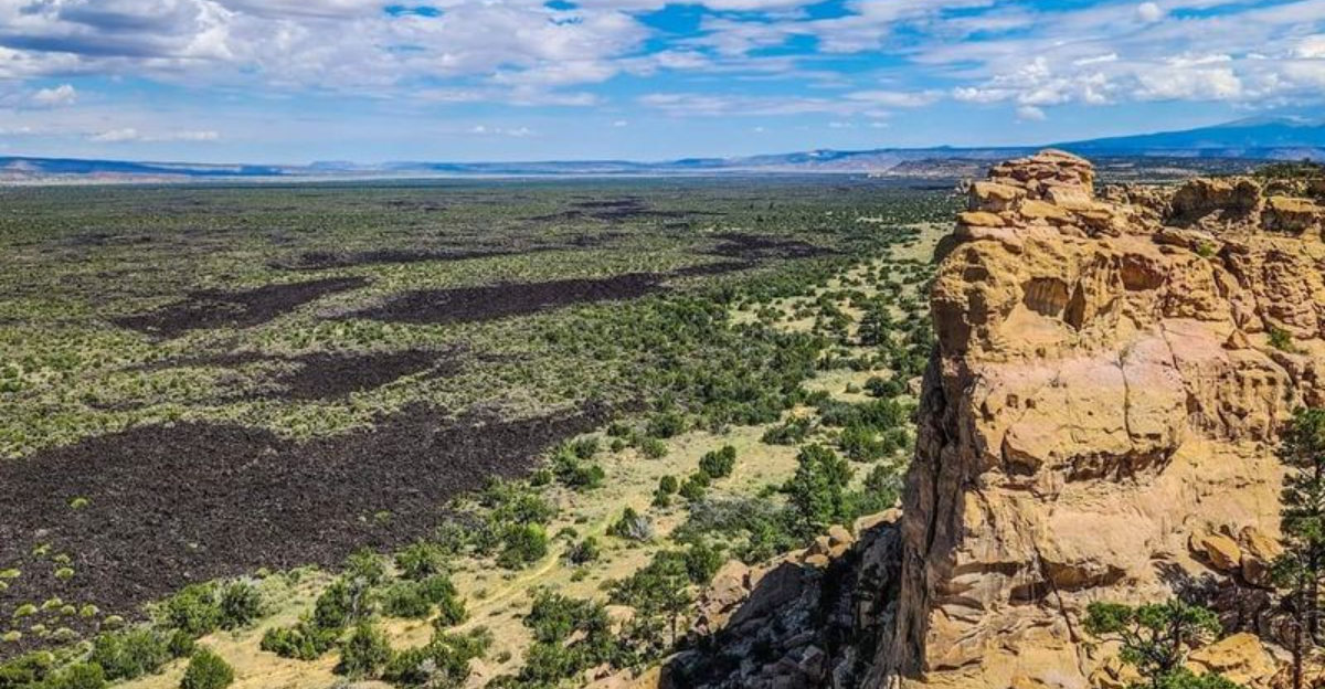 This New Mexico Road Trip Explores Otherworldly Volcanic Landscapes