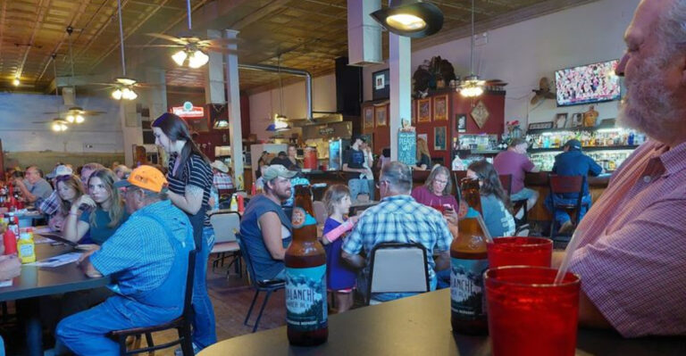 This Small Town Kansas Spot Is Quietly Serving Some Of The Most Talked About Steaks Around