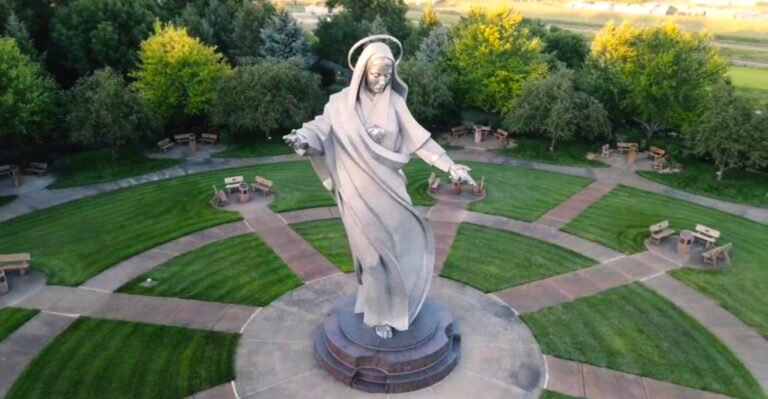 You’d Never Guess This Quiet Iowa Sanctuary Holds Such Beautiful And Sacred Towering Sculptures