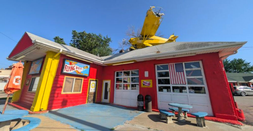 13 Fun And Quirky Iowa Restaurants You Definitely Have To Experience