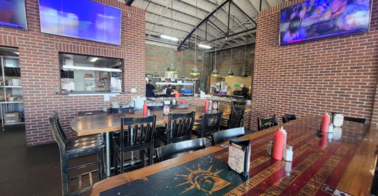 Step Into A Kansas Buffet That Actually Delivers On Every Bit Of The Buzz Around It