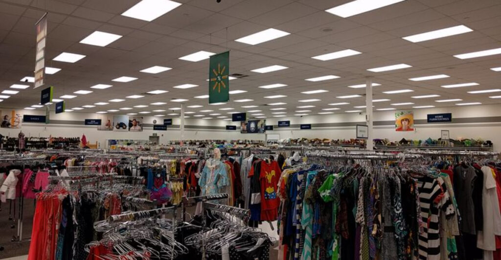 This Enormous Thrift Store Lets You Fill An Entire Shopping Cart For Just $25
