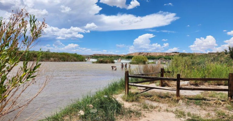 This Stunning State Park In New Mexico Looks Straight Out Of A Postcard