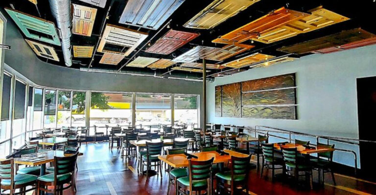 This Iowa Restaurant Is Rated Among The Nation’s Best And Most People Miss It