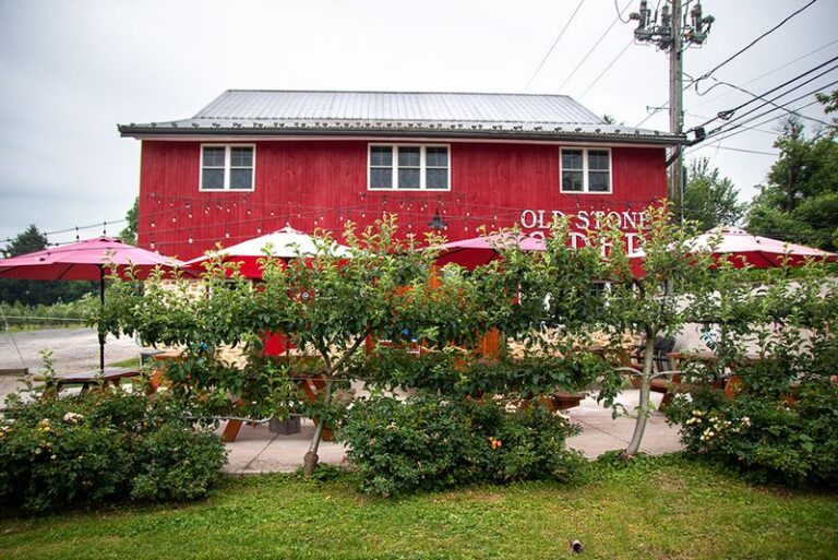 Seven Pennsylvania Cider Mills Where You Can Watch Fresh Cider Pressed From the Apples