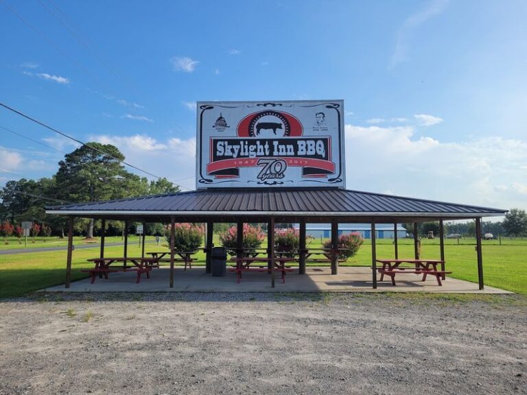 This Unassuming North Carolina BBQ Joint Smokes Its Pork the Slow Way Locals Grew Up On