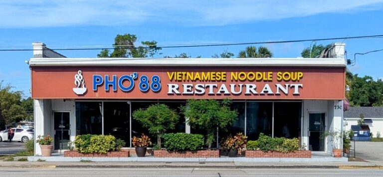 This Family-Run Florida Vietnamese Kitchen in Orlando Simmers Its Pho Broth Overnight for a Rich, Fragrant Bowl