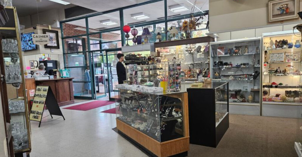 The Family-Owned Kansas Antique Shop That Built A Fiercely Loyal Community