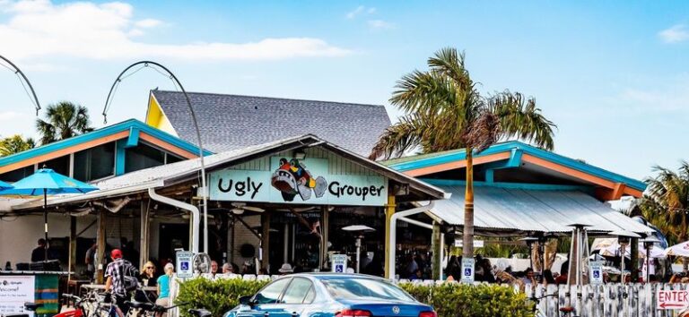 A Florida Seafood Shack May Fry Its Grouper Crisp Enough To Keep Regulars Coming Back