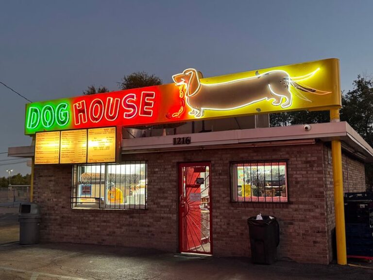 This Unassuming Ohio Drive-In Serves Foot-Long Coneys That Regulars Swear By