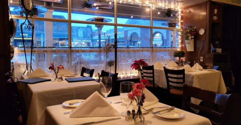 The French Onion Soup At This Charming Kansas Restaurant Brings A Little Paris To Dinner