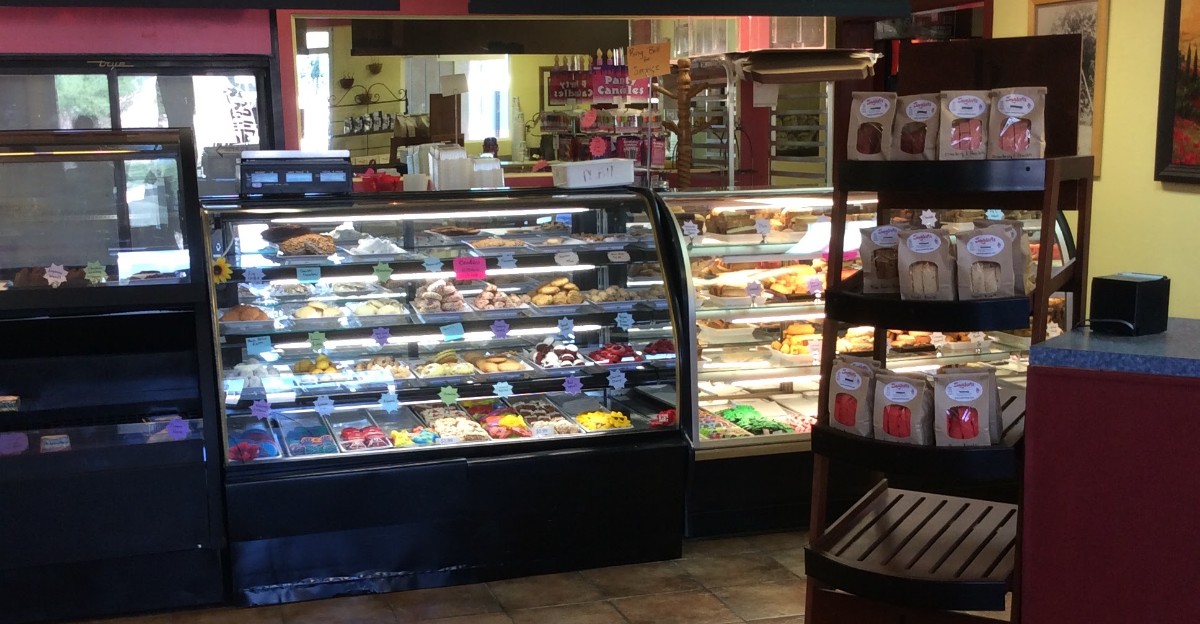 This New Mexico Bakery Is A Family-Run Italian Pastry Shop With The Best Cannoli Around