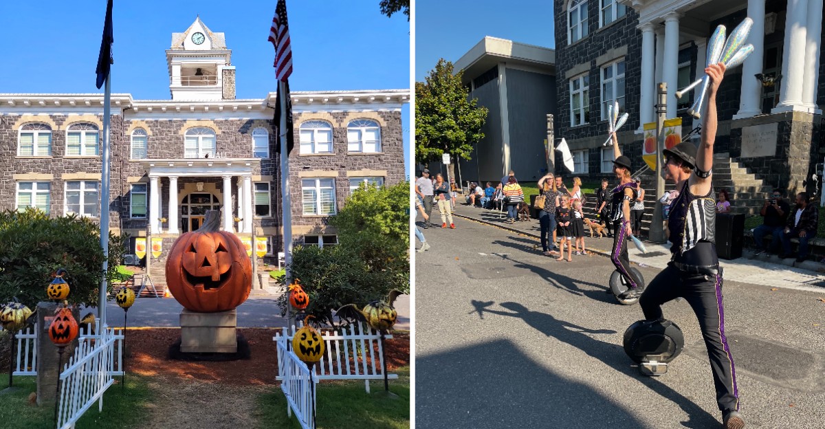 This Oregon Town Transforms Into A Giant Halloween Festival Every Fall